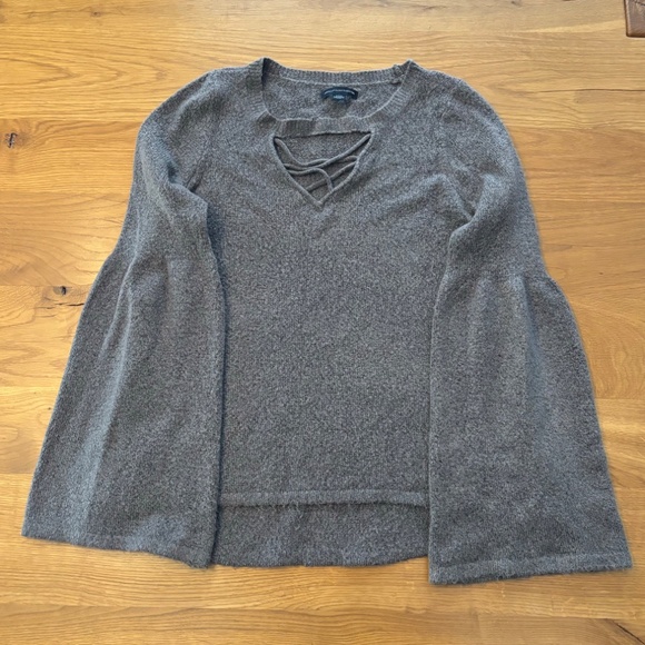 American Eagle Outfitters Gray/Purple Bell Sleeve Sweater - Small - Picture 2 of 8